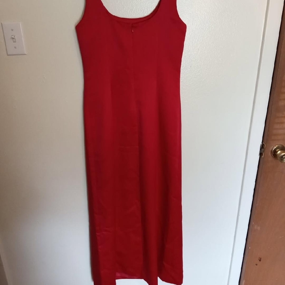 Ann Taylor Dresses & Skirts - Ann Taylor Red Sleeveless Sheath Maxi Dress